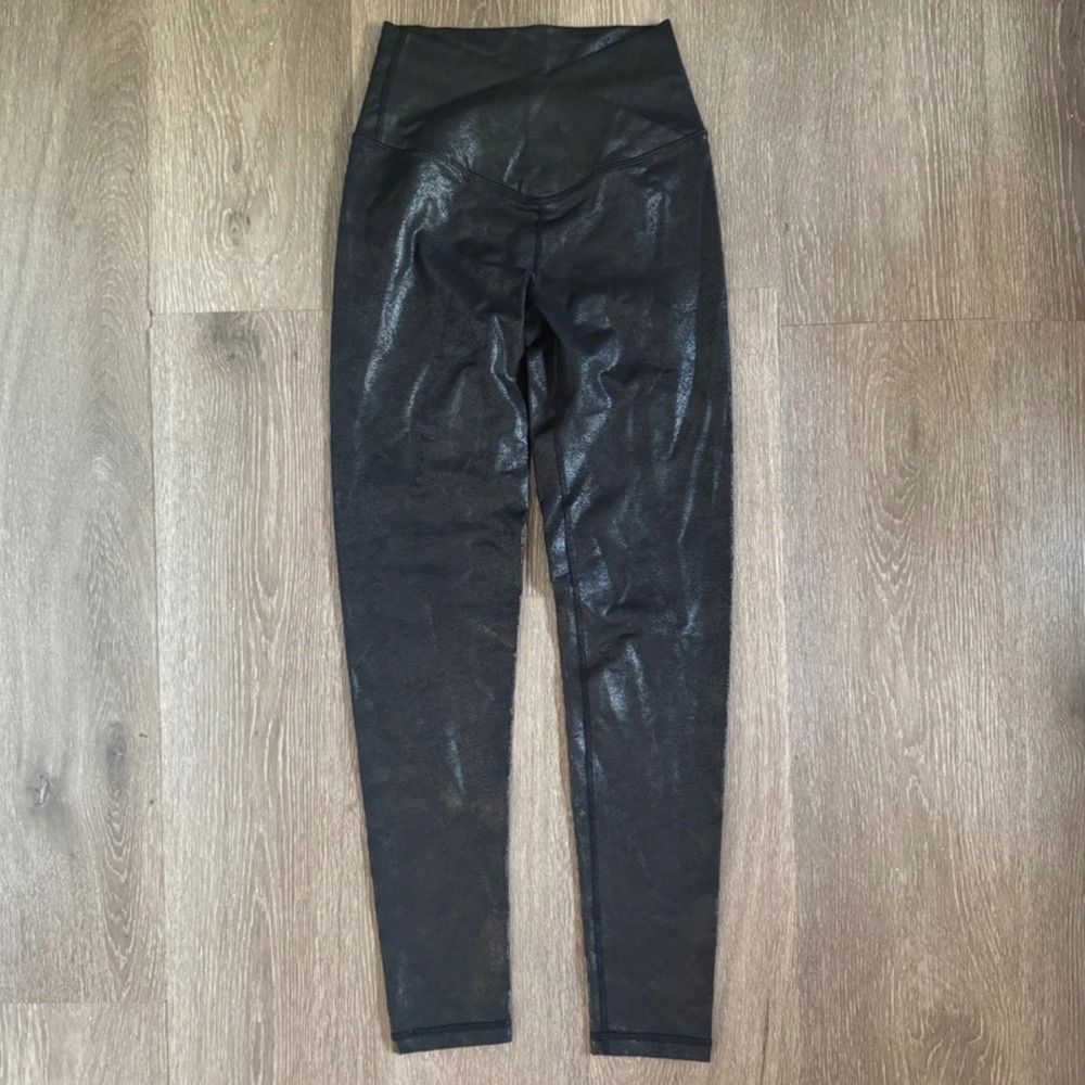 OFFLINE by Aerie The Hugger Leggings Womens S Black Metallic Crossover High Rise